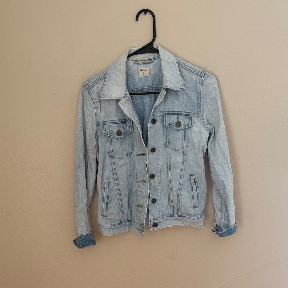 GAP Classic Light Blue Denim Jacket